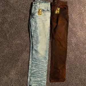 Robins Jeans//tags still on them